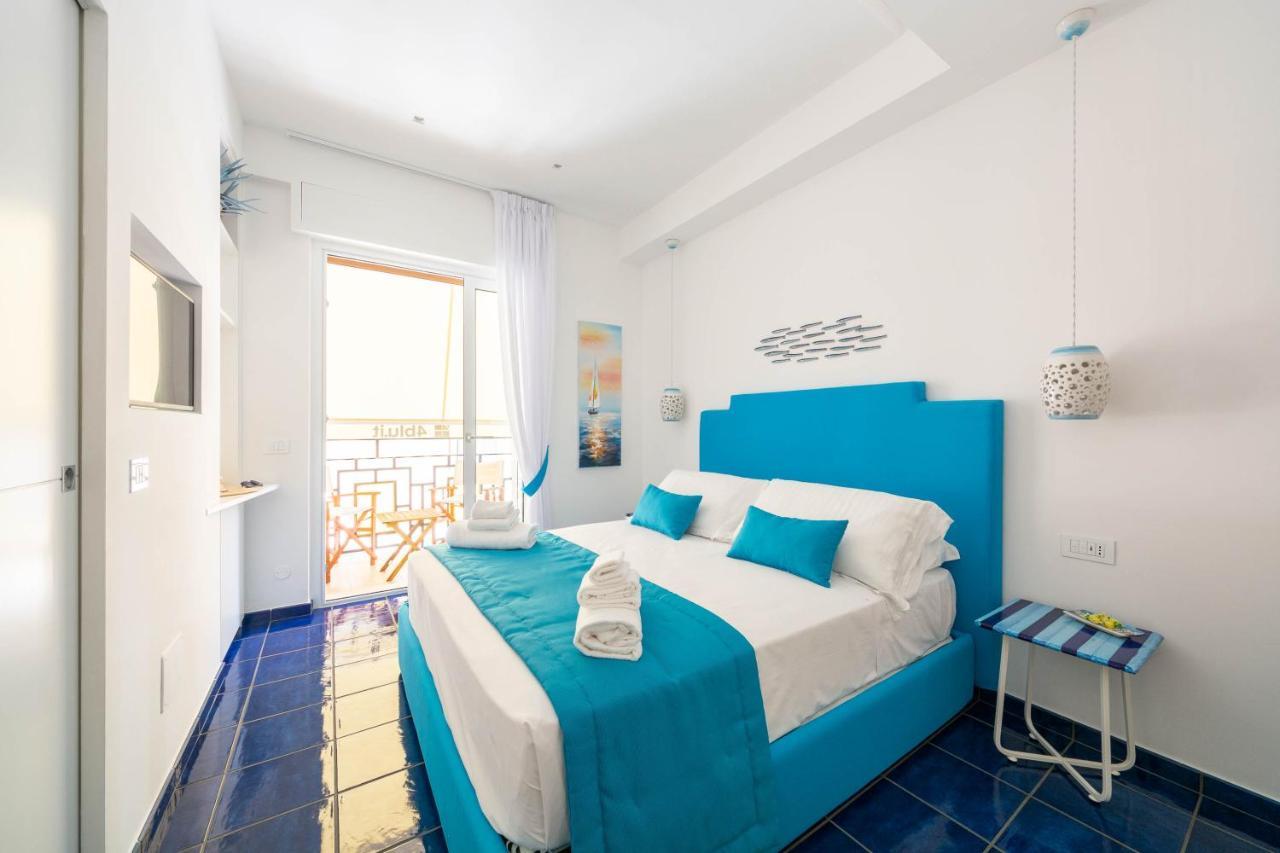4Blu Camere Marine مايوري المظهر الخارجي الصورة